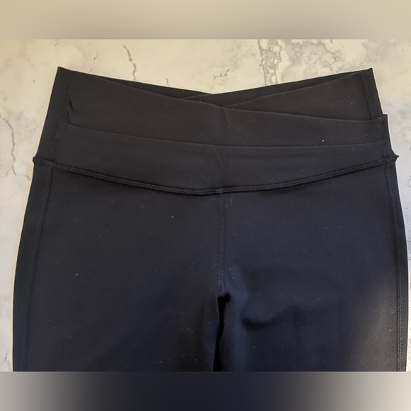 Lululemon Groove Pant Flared Leggings - Picture 4 of 4